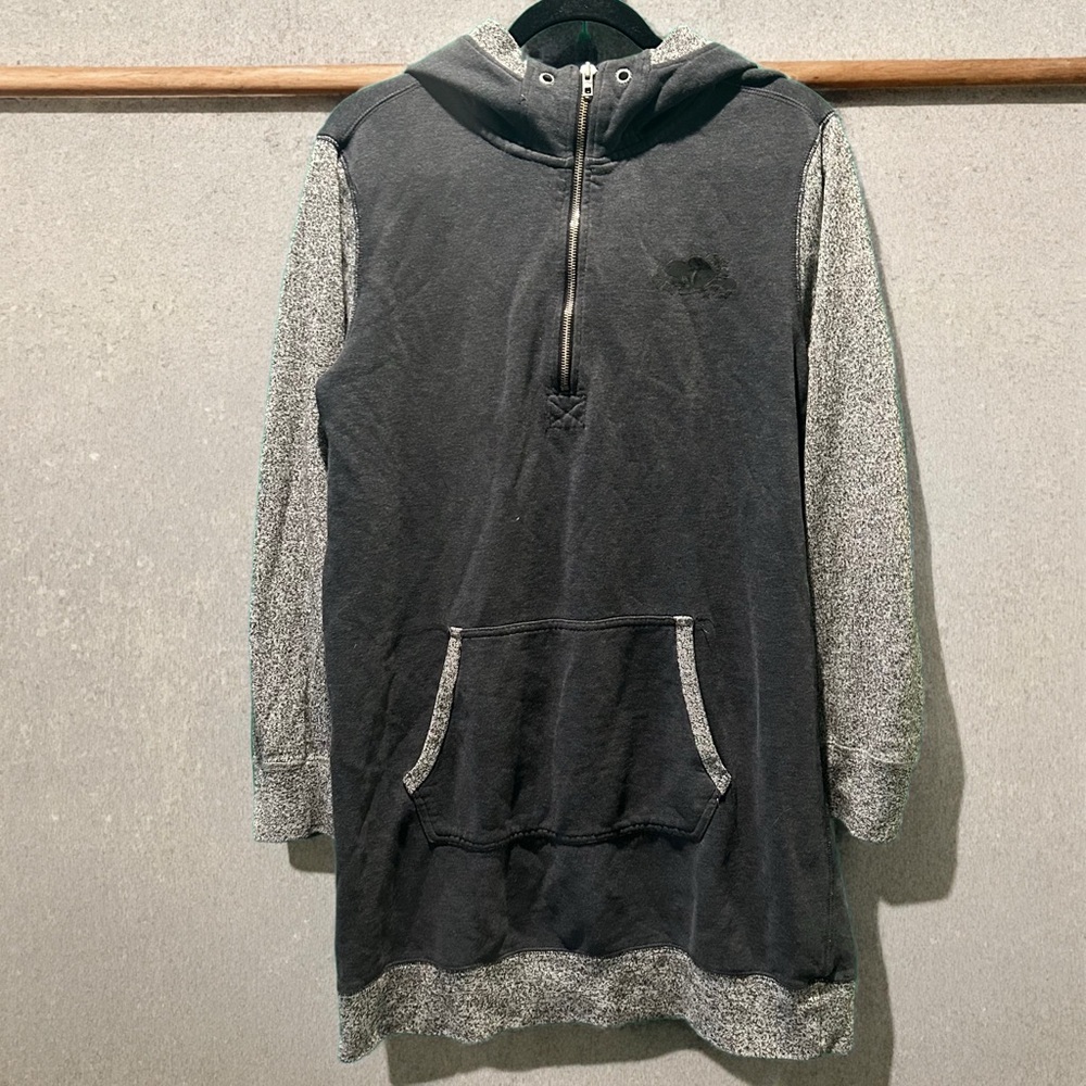 Roots Women Dark Gray and Light Gray Zip-Up Sweater